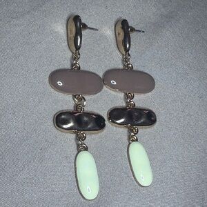 Elegant Gold and Cream Dangle Earrings